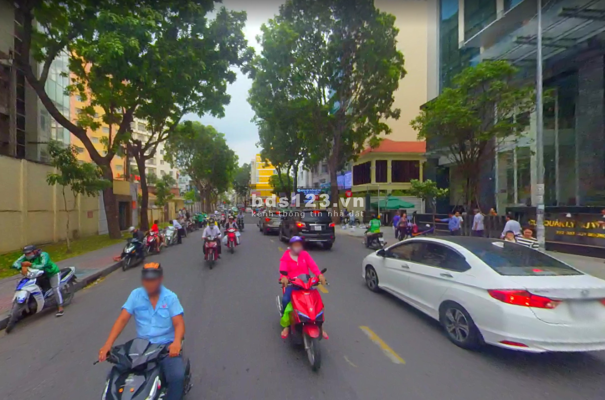 Vị trí vàng ! Tòa nhà 8 tầng-HĐT 300 tr/th - góc 3 MT Nguyễn Trãi,Quận 1 Ngay Bộ Công An 0931792223