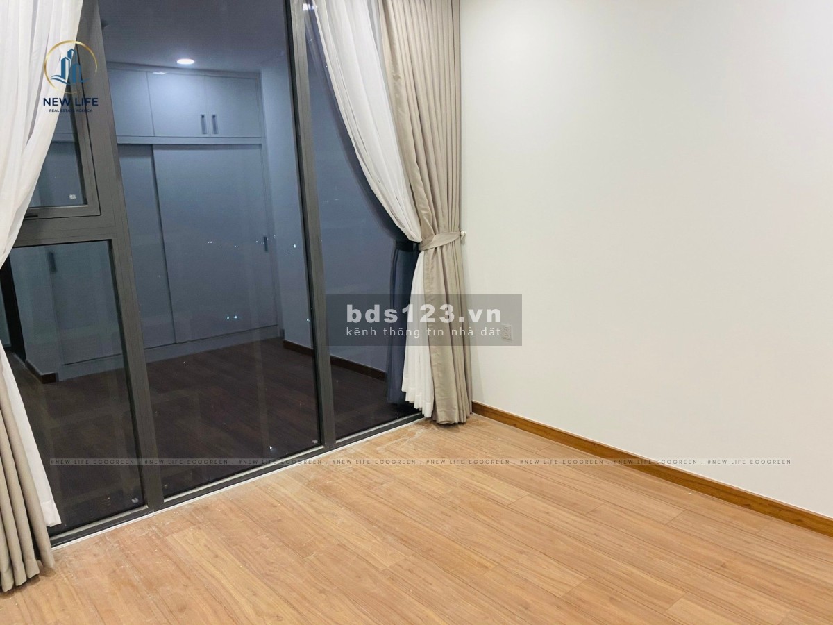 Thu hồi cần bán căn hộ 2pn, 2wc dt 66m2 quận 7 view hồ bơi ngắm pháo hoa giá 3.8 tỷ sang tên ngay