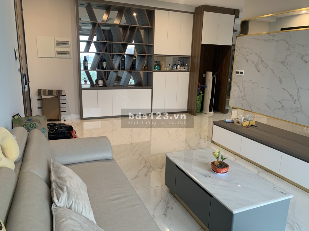 Căn hộ bán! Midtown PMH 3 phòng ngủ, 3 WC căn góc 135m2 giá bán chỉ 9.1 tỷ