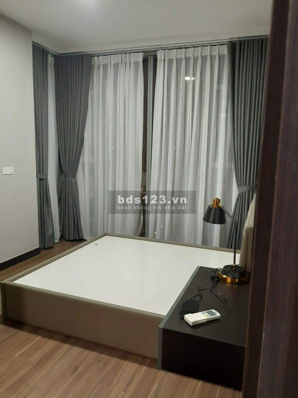 Căn hộ cao cấp Empire City 2 phòng ngủ đang cần cho thuê liền trong tháng, lh 0938665292