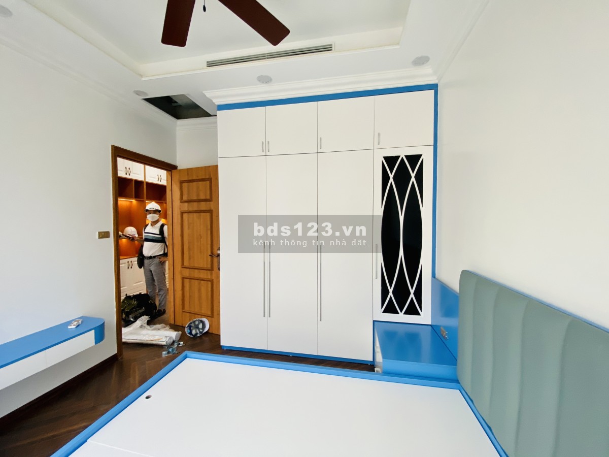 Sở hữu căn hộ 106m2, 3 ngủ 2wc, sổ lâu dài. Tặng gói nội thất 200 triệu, CK 3%. Liên hệ: 0963208188