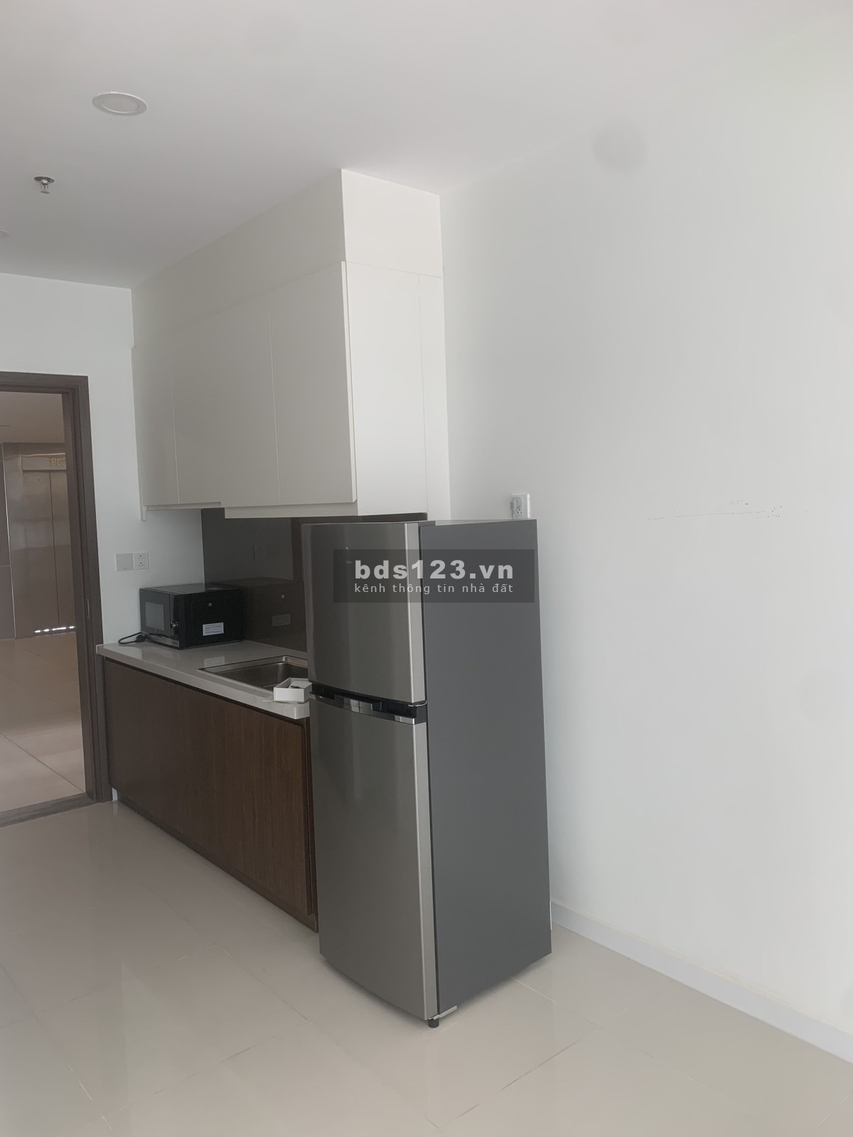 Bán gấp 2 căn Officetel Central Premium quận 8 - Tầng trung bằng giá hợp đồng - LH 0938829386