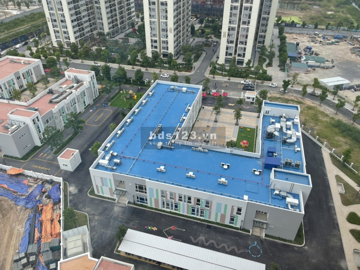 CC cần bán 2 căn I5 Imperia Smart City, Studio 10 28m2 1.4 tỷ, 3PN 06 76m2 3.95 tỷ, nhận nhà ở ngay