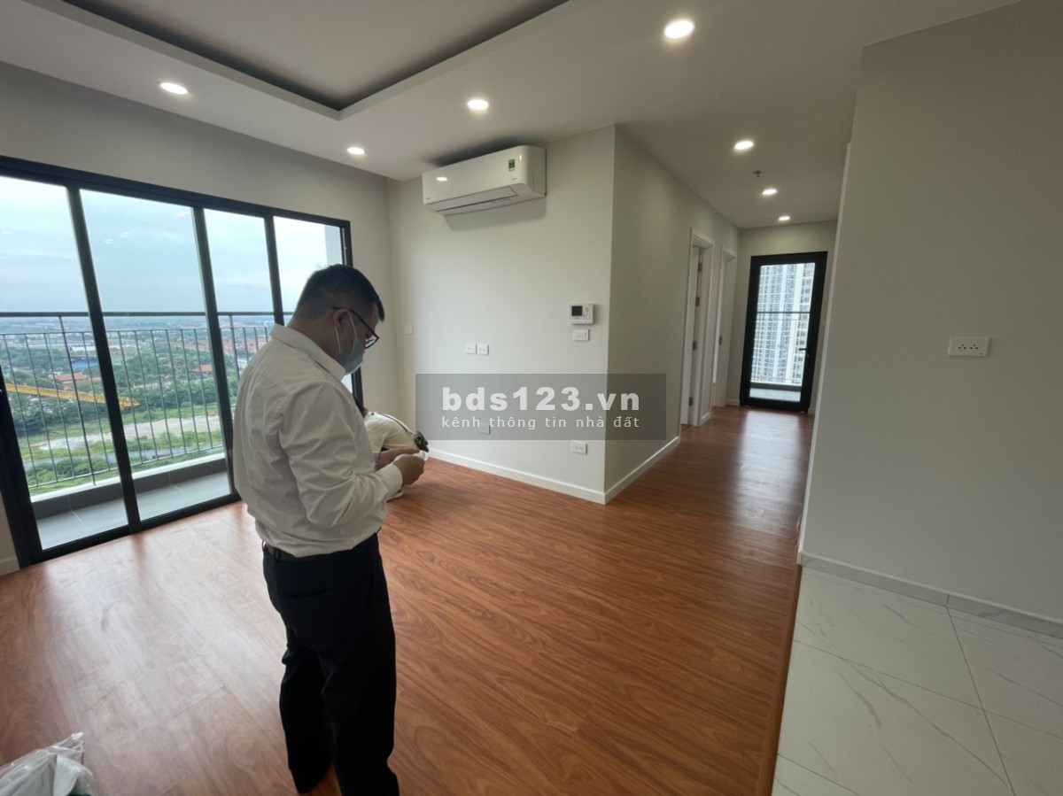 CC cần bán 2 căn I5 Imperia Smart City, Studio 10 28m2 1.4 tỷ, 3PN 06 76m2 3.95 tỷ, nhận nhà ở ngay