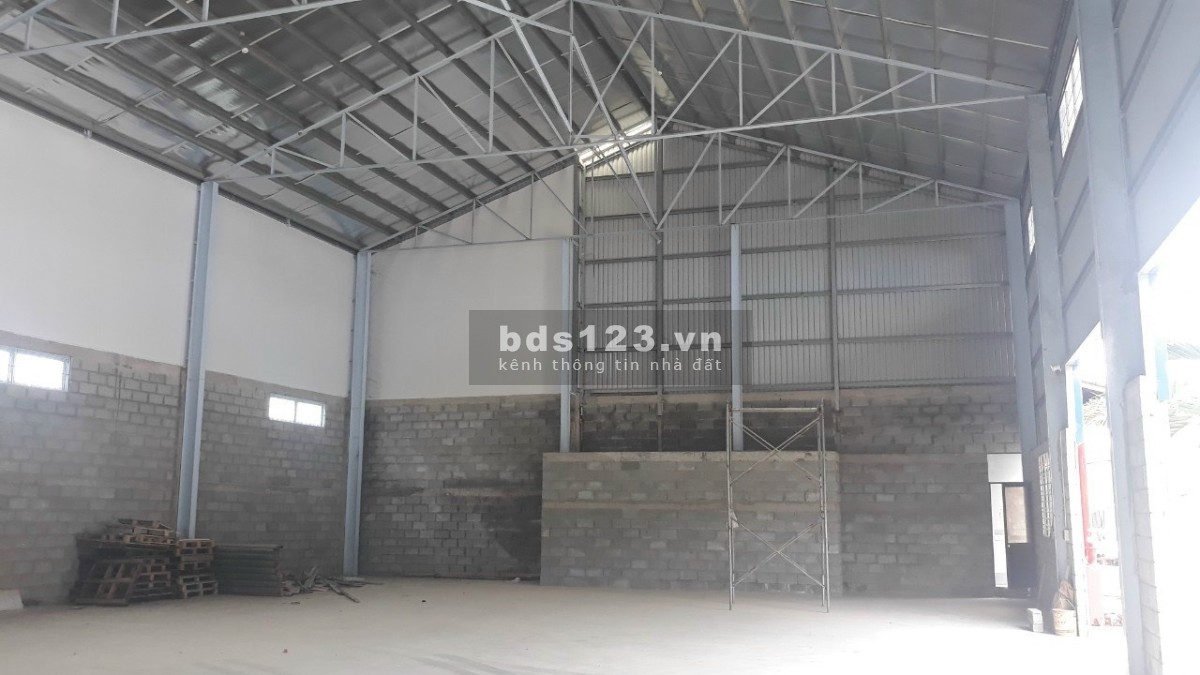 Cho thuê 1000m2 kho kho mặt tiền Quốc Lộ 50, Cần Giuộc, Long An