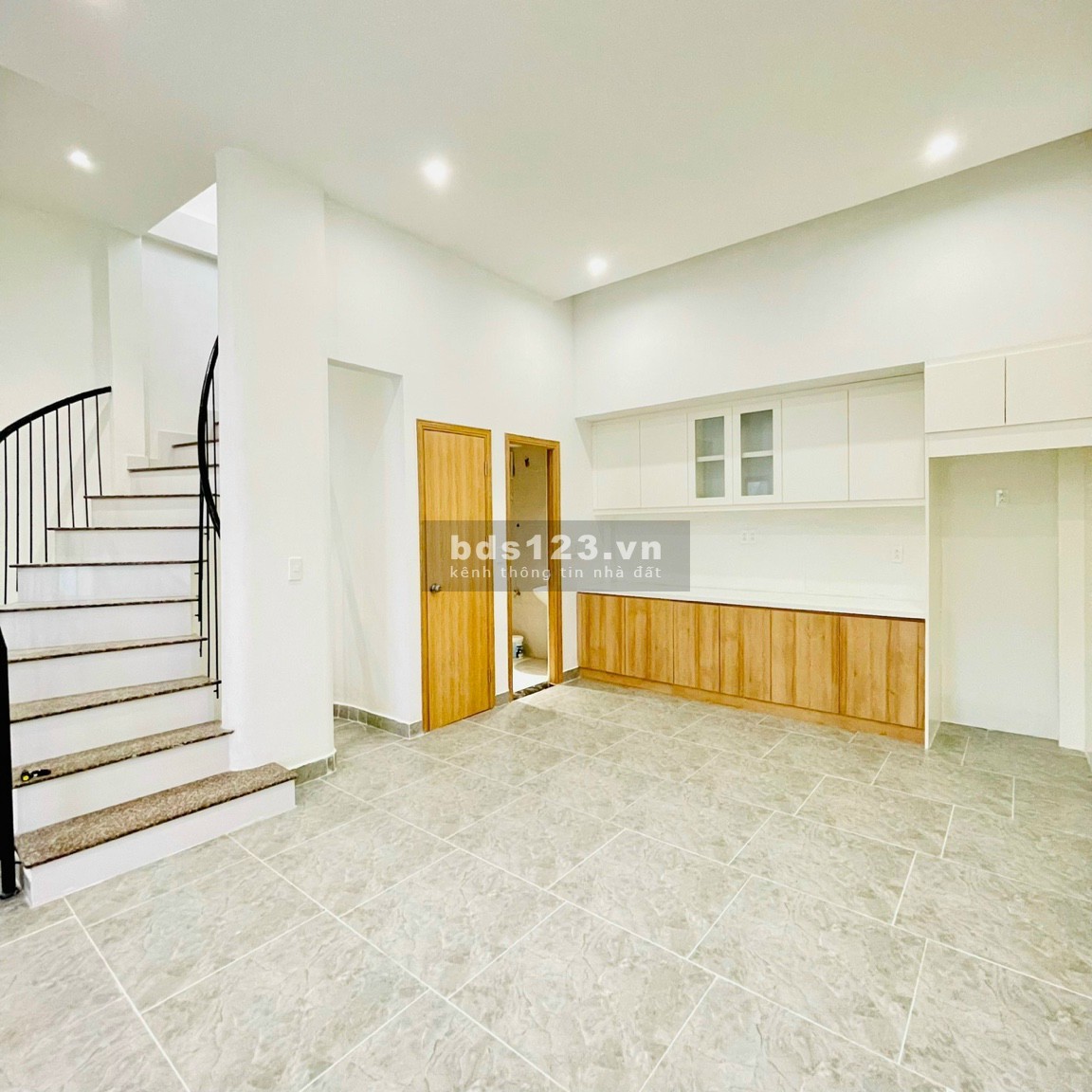 Bán nhà chính chủ hẻm ô tô đường số 8, DT 55m², giá chỉ 4,9 tỷ đồng TL