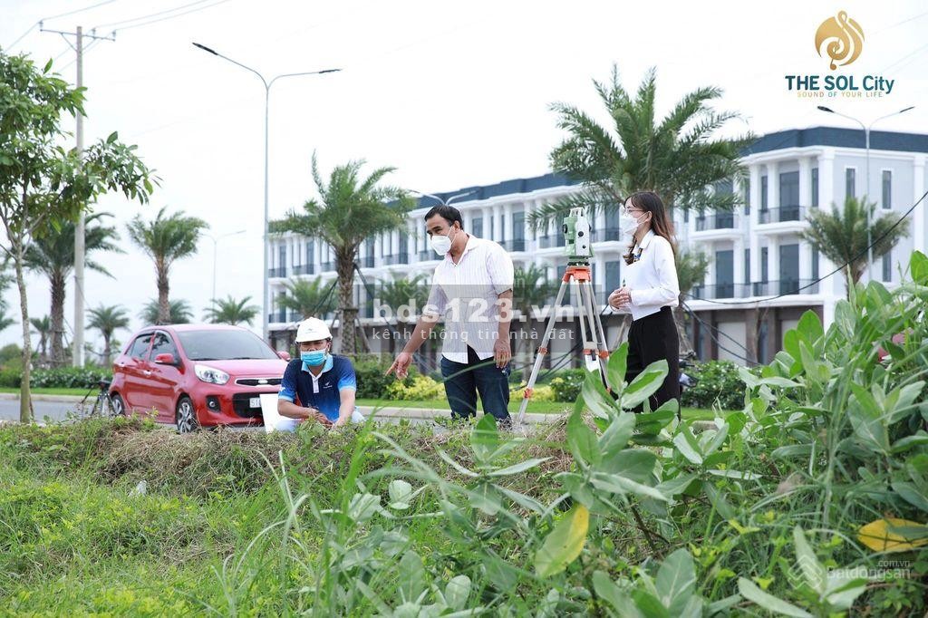 Đầu tư lướt sóng xin bỏ qua bài đăng này. Người có tầm nhìn đừng bỏ lỡ! Đất 5x18 ngay chợ Hưng Long