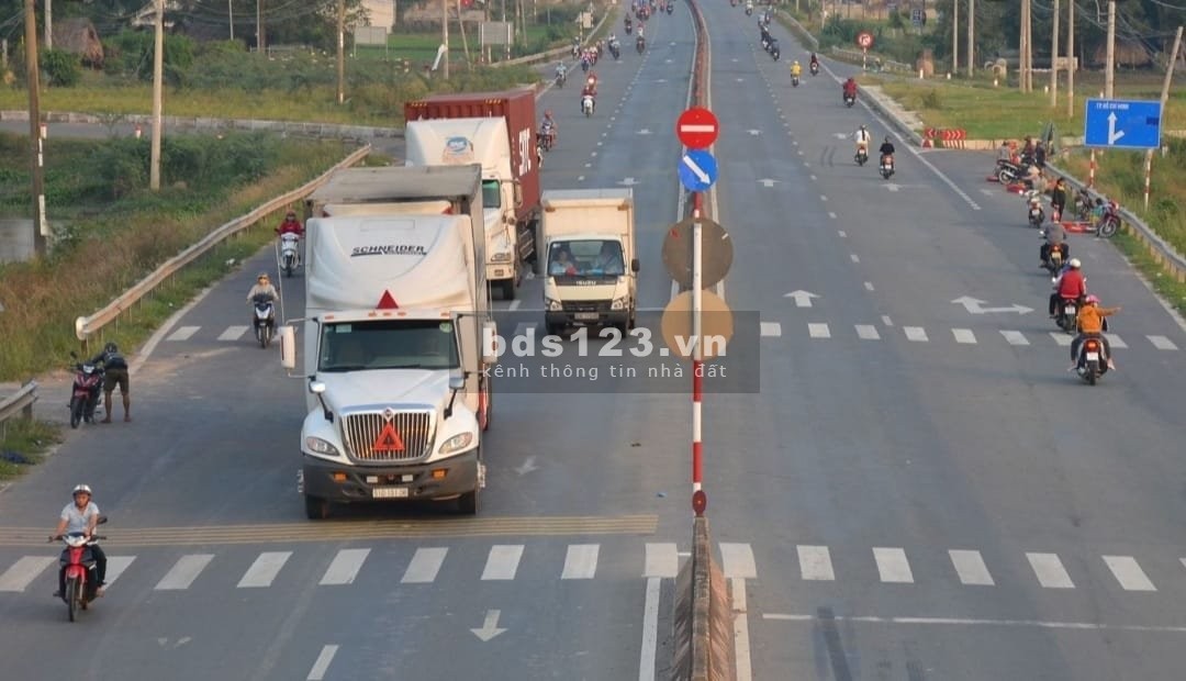 Chính chủ ngộp công chứng bán gấp đất Củ Chi giá rẻ 1200m2 mt Nguyễn Thị Rành Nhuận Đức.