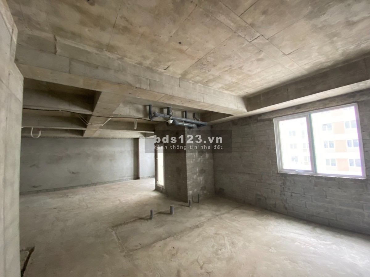 Bán căn 2 ngủ 67.7m2 bàn giao thô. Giá ưu đãi chỉ 1.6 tỷ. Nhận nhà ngay!