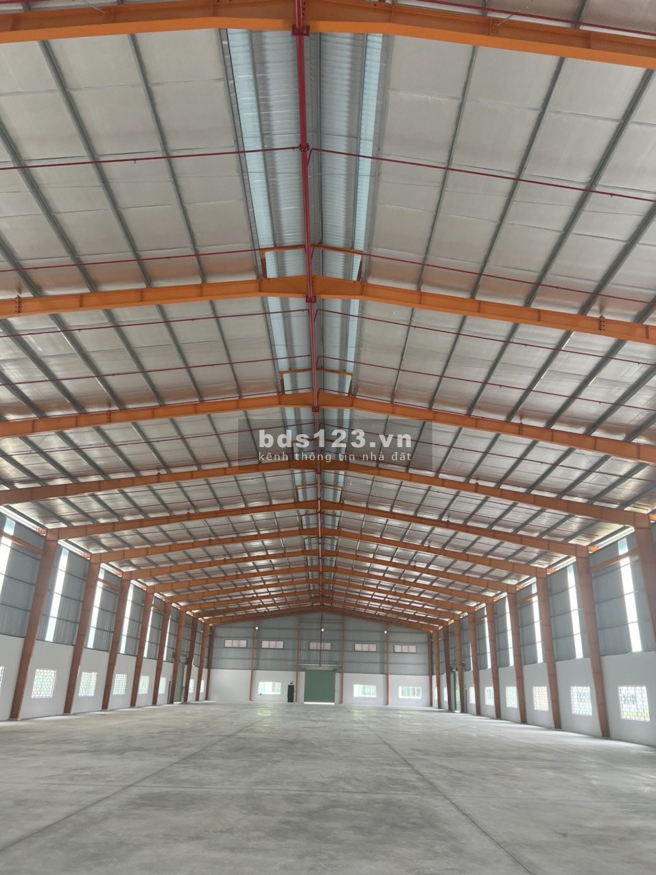 [TIN HOT] Cho thuê 2900m² đến 6200m² kho xưởng trong KCN Tân Đức, Đức Hòa, Long An