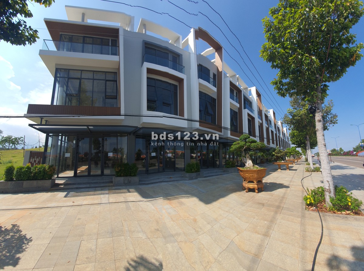 Shophouse trung tâm tổ hợp giải trí lớn bậc nhất Mũi Né, giá chỉ từ 7 TỶ - Sổ đỏ từng căn