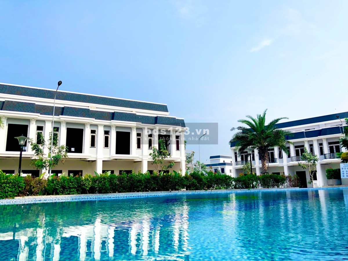 Đầu tư lướt sóng xin bỏ qua bài đăng này. Người có tầm nhìn đừng bỏ lỡ! Đất 5x18 ngay chợ Hưng Long