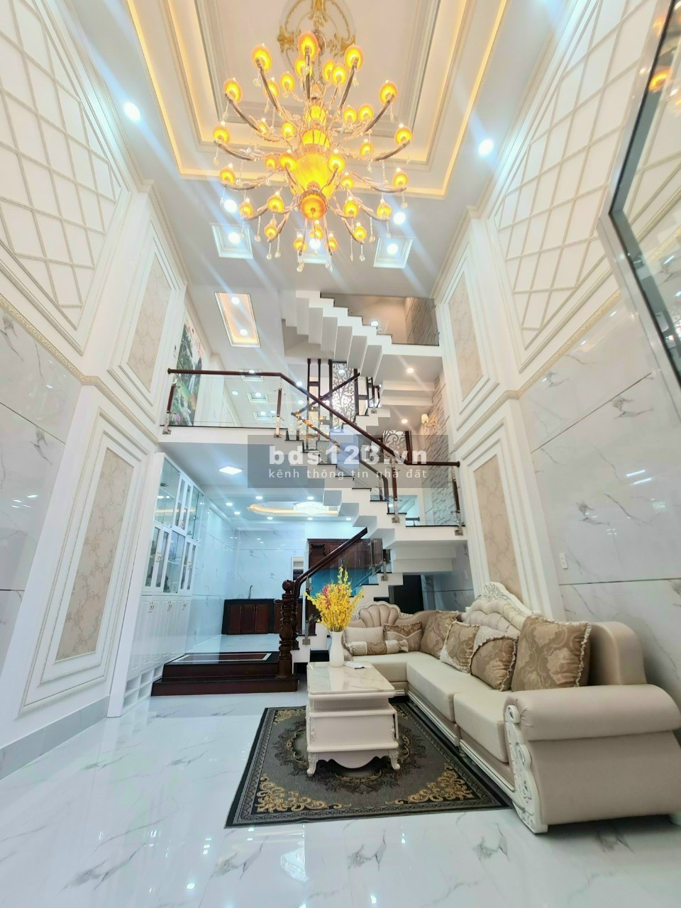 Nhà phố mặt tiền 5 lầu mới xây như hình, bán lỗ giá 7,9 tỷ đồng TL