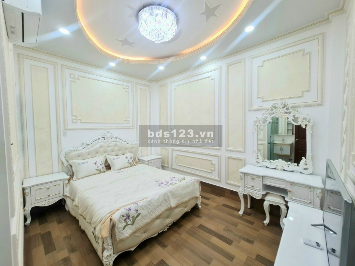 Nhà phố mặt tiền 5 lầu mới xây như hình, bán lỗ giá 7,9 tỷ đồng TL