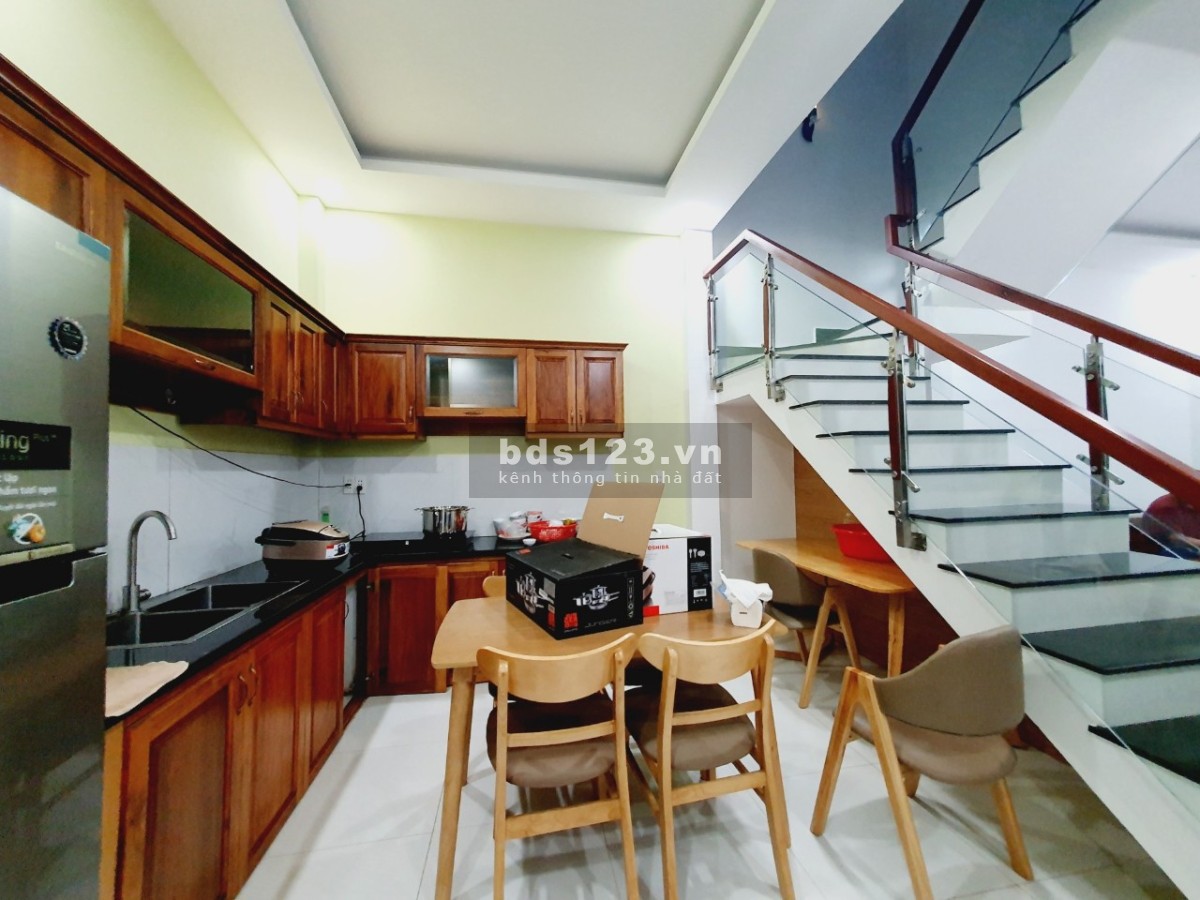 Bán nhà Tăng Nhơn Phú B, không có căn thứ 2, DT 72m² x 2 tầng, HXH quay đầu, giá chỉ 4,2 tỷ