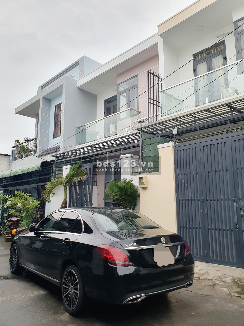 Bán nhà Tăng Nhơn Phú B, không có căn thứ 2, DT 72m² x 2 tầng, HXH quay đầu, giá chỉ 4,2 tỷ