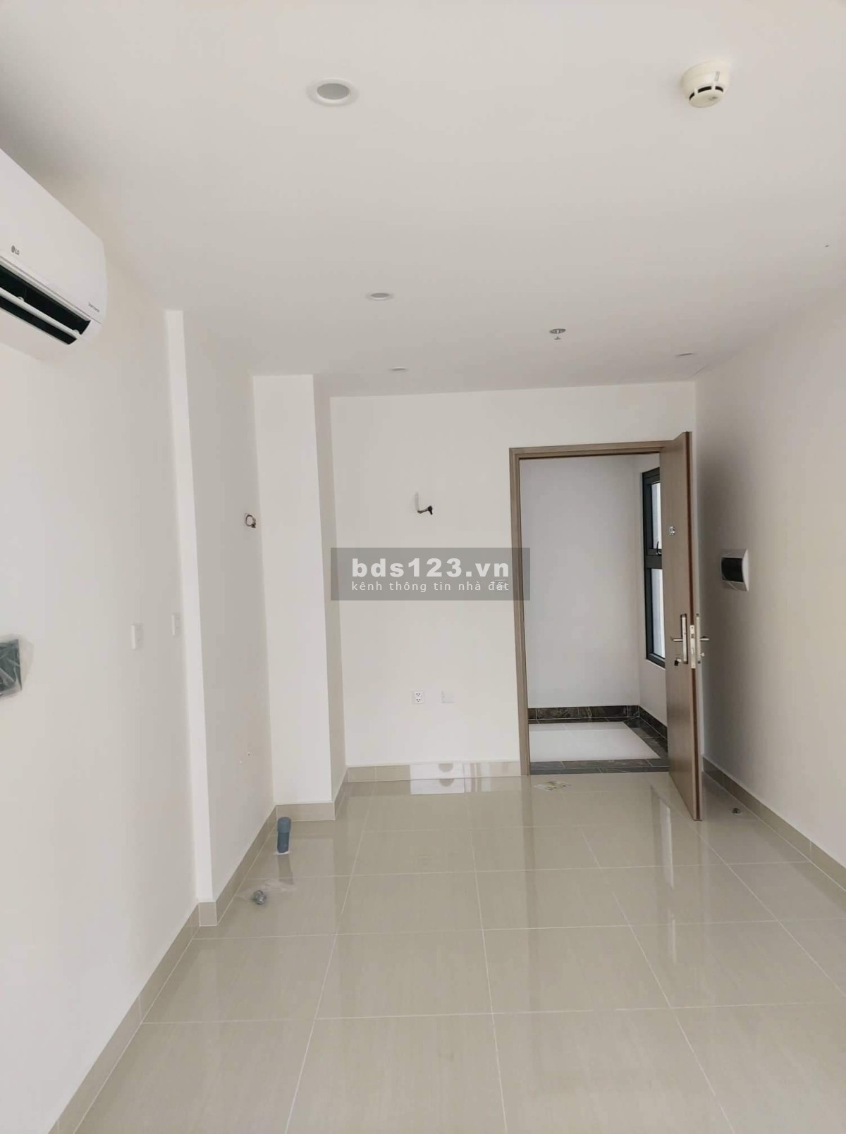 Cho thuê căn hộ Vinhomes Grandpark quận 9 giá rẻ, lh 0792223748