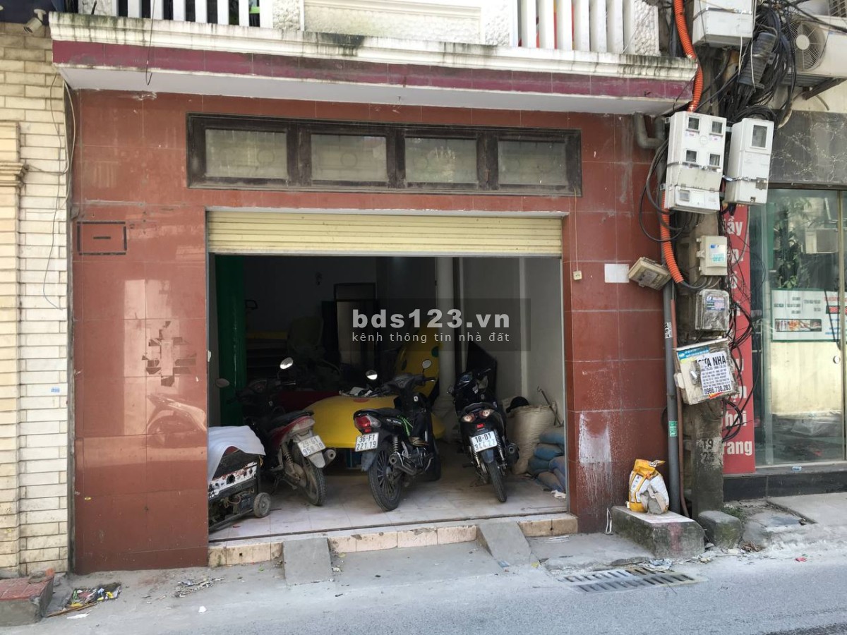 Bán nhà giá thiện chí cho khách mua trước tết, đường lớn khu dân cư