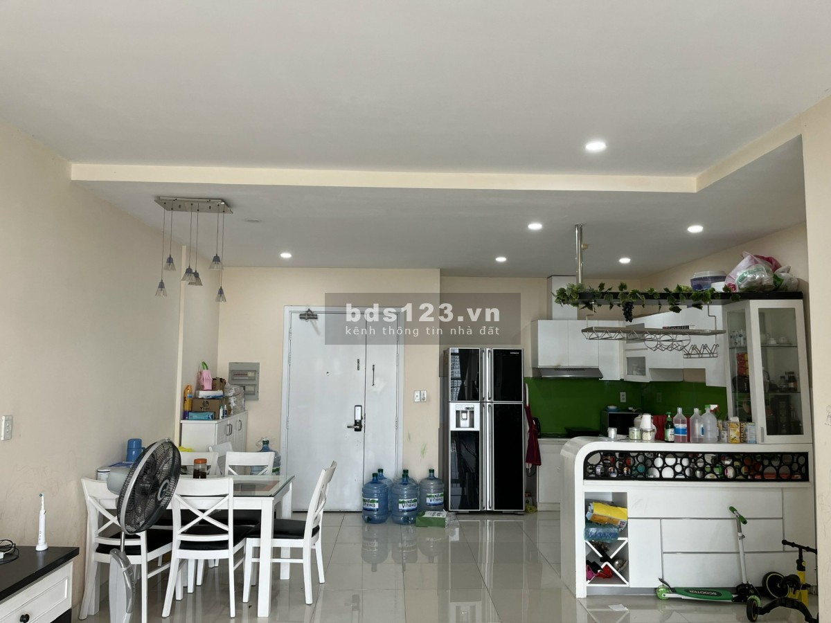 Bán căn hộ chung cư Ngọc Lan, phường Phú Thuận, quận 7, tầng 15 view đẹp, DT 96m²