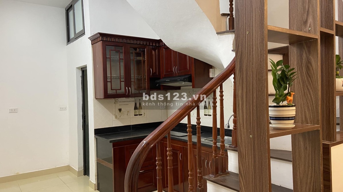 Chính Chủ Bán Nhà Ngõ 445 Nguyễn Khang, Cầu Giấy Nhà Xây 4 Tầng Mới Đẹp Ở Ngay