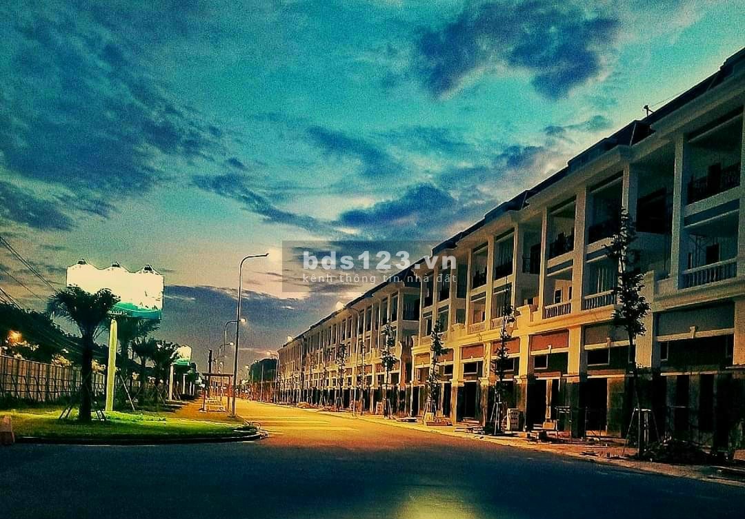 Bán lô đất thổ cư, rẻ nhất dự án Century City (sân bay QT- LT, giá 1,96 tỷ), giá cũ 2,3 tỷ