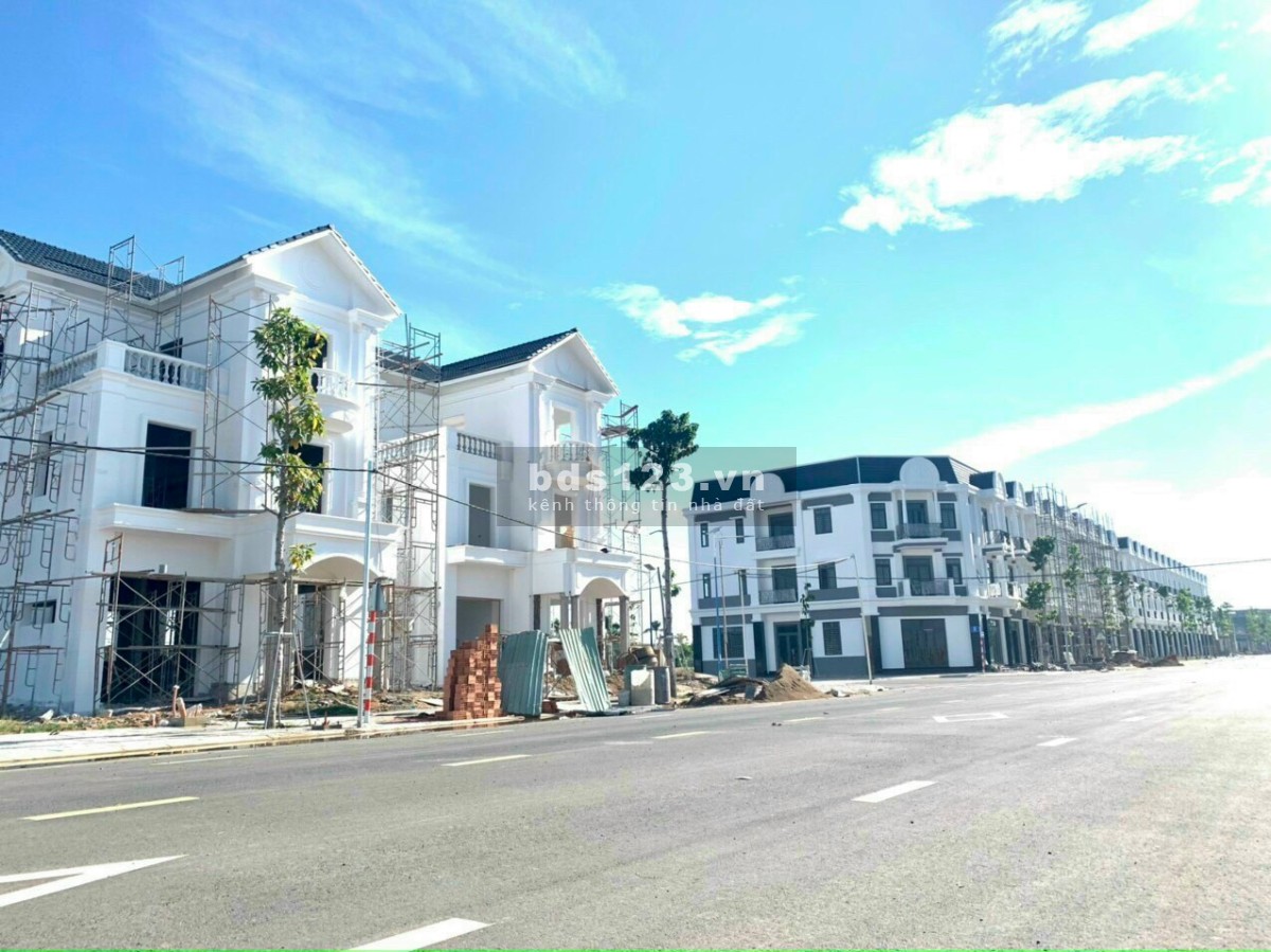 Bán lô đất thổ cư, rẻ nhất dự án Century City (sân bay QT- LT, giá 1,96 tỷ), giá cũ 2,3 tỷ