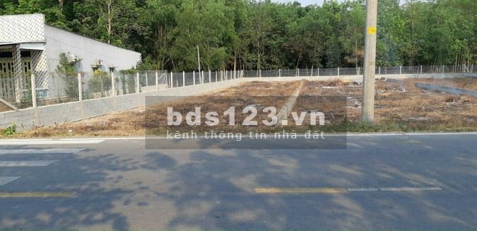 Gia đình định cư nước ngoài - thanh lý tài sản đất vị trí đẹp. Giá từ 480 triệu/nền