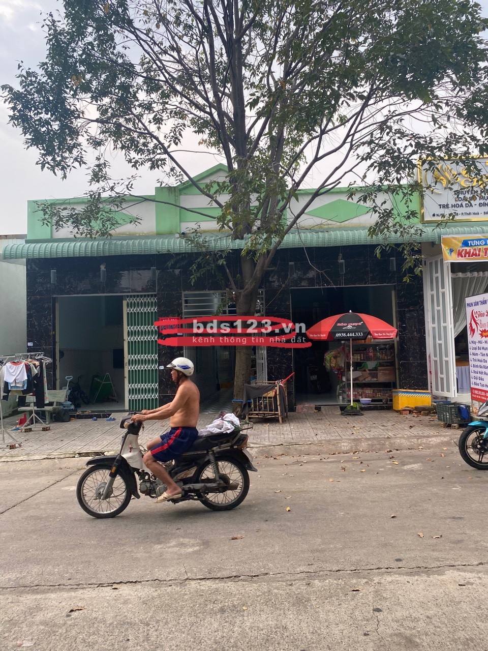 Vỡ nợ ngân hàng, cần bán gấp 2 dãy trọ 300m2 kinh doanh ổn định