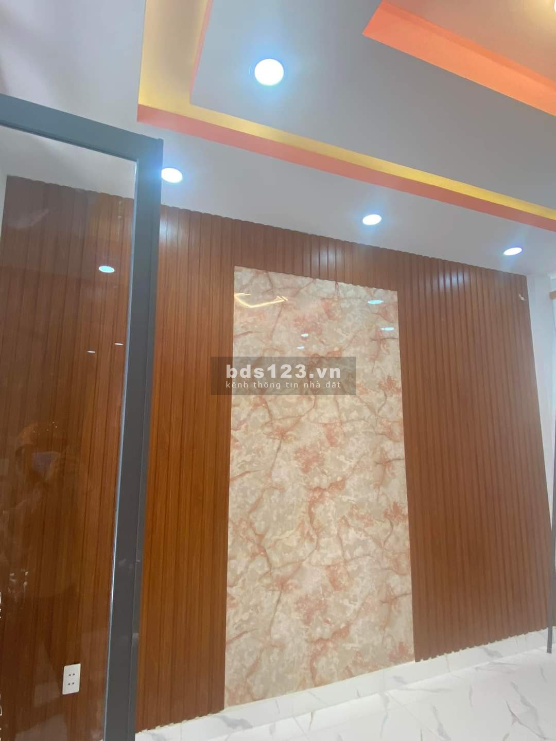 Chính chủ cần tiền bán gấp nhà tâm huyết trung tâm Bình Thạnh giá chỉ nhỉnh 4 tỷ