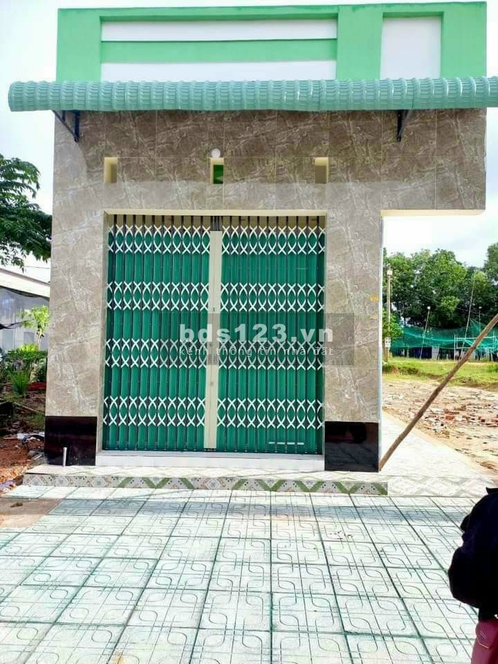 Vỡ nợ ngân hàng, cần bán gấp 2 dãy trọ 300m2 kinh doanh ổn định