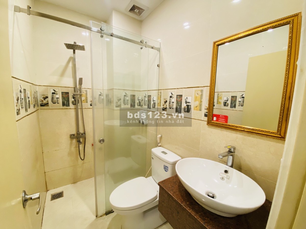 Căn Hộ Cao Cấp Full Nội Thất Ngay BigC Trường Chinh