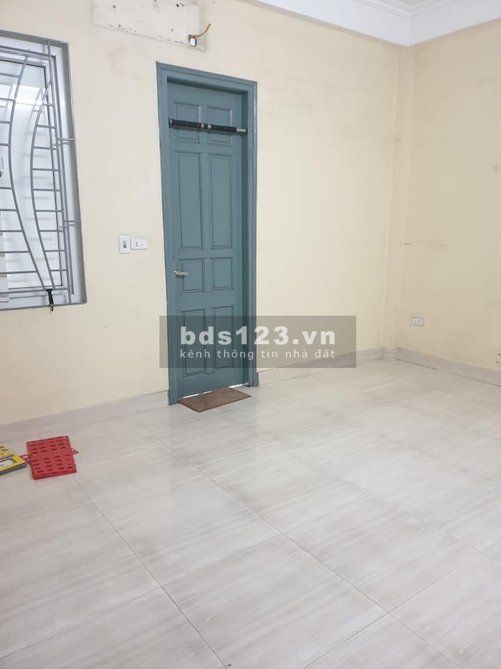 Diện tích rộng ba mặt thoáng mặt tiền rộng, chủ tự xây, dt 45m2, giá chỉ 2.2 tỷ