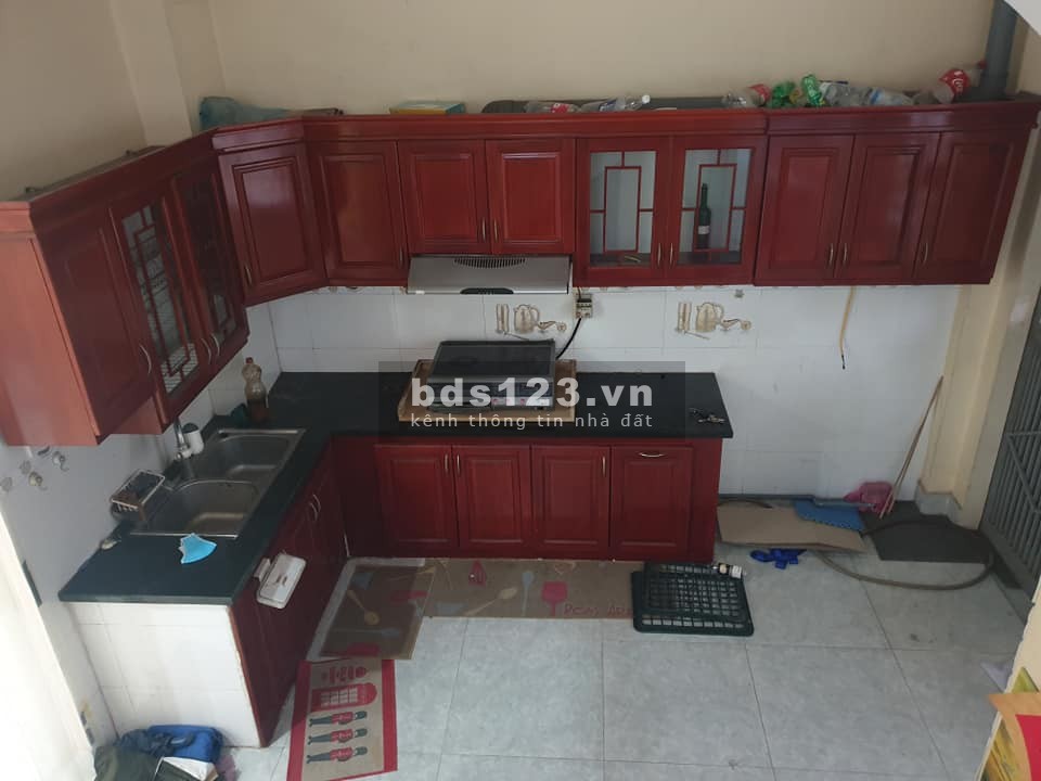 Diện tích rộng ba mặt thoáng mặt tiền rộng, chủ tự xây, dt 45m2, giá chỉ 2.2 tỷ