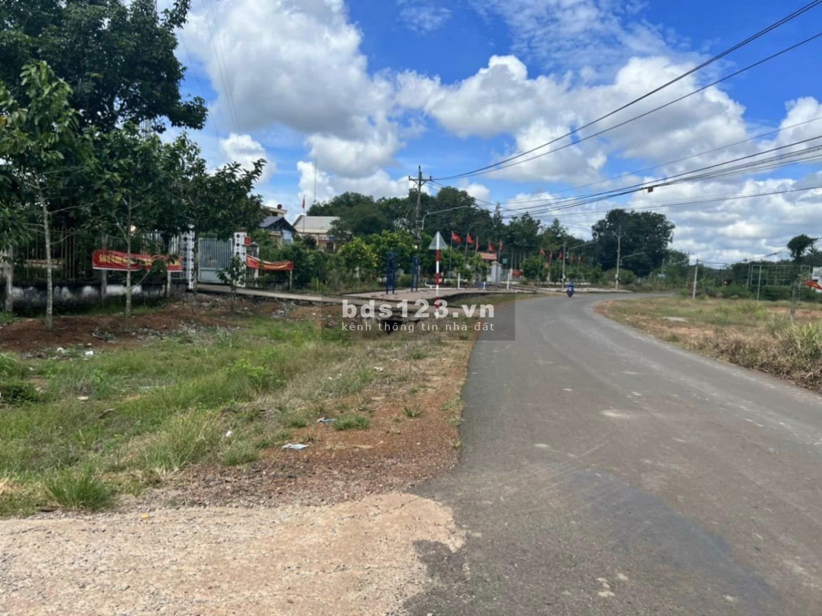 Duy nhất lô đất vị trí vàng, ngay trung tâm KCN Đồng Phú giá rẻ sập sàn