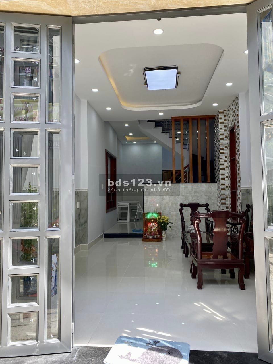 Bán nhà đẹp mới xây HXH Thạch Lam, DT 48m², chỉ 5,5 tỷ đồng, Nội Thất nhập khẩu