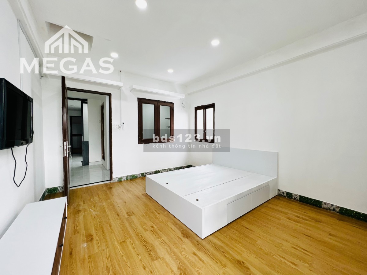 Căn hộ cao cấp full nội thất mới xây ngay khu Tên Lửa tiện ích đủ