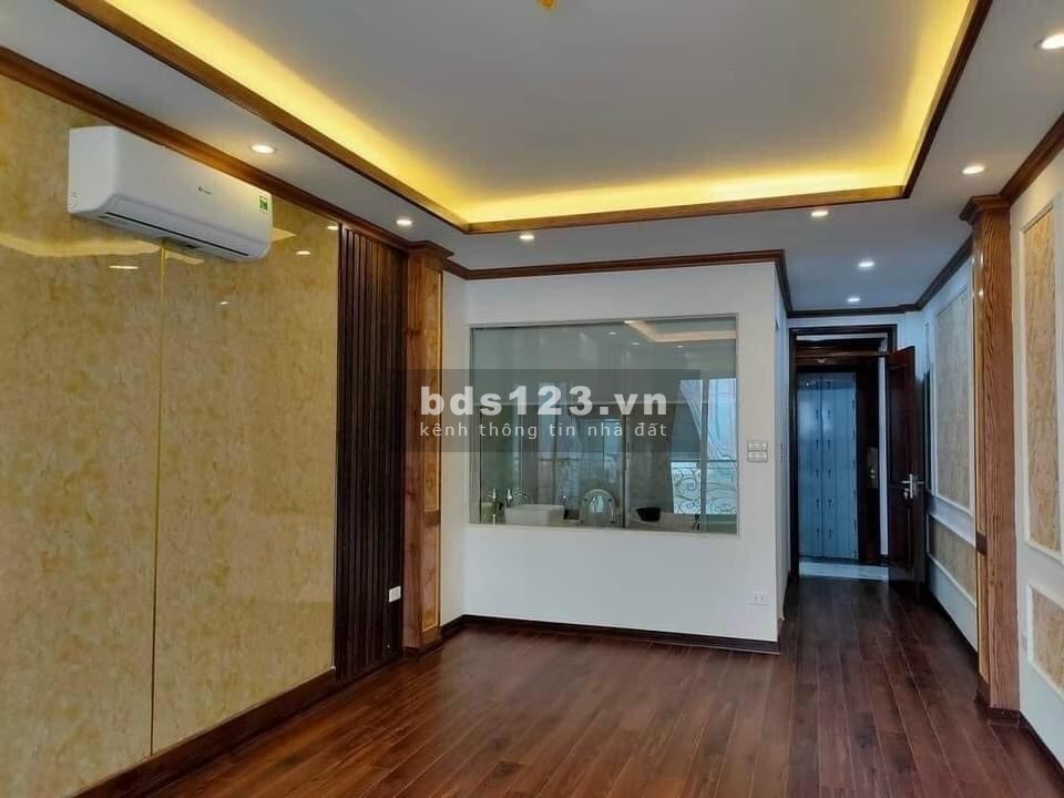 Cực hiếm bán nhà Nguyễn Khuyến Hà Đông nội thất cao cấp, giá chỉ 6.6 tỷ, lh 0974565623