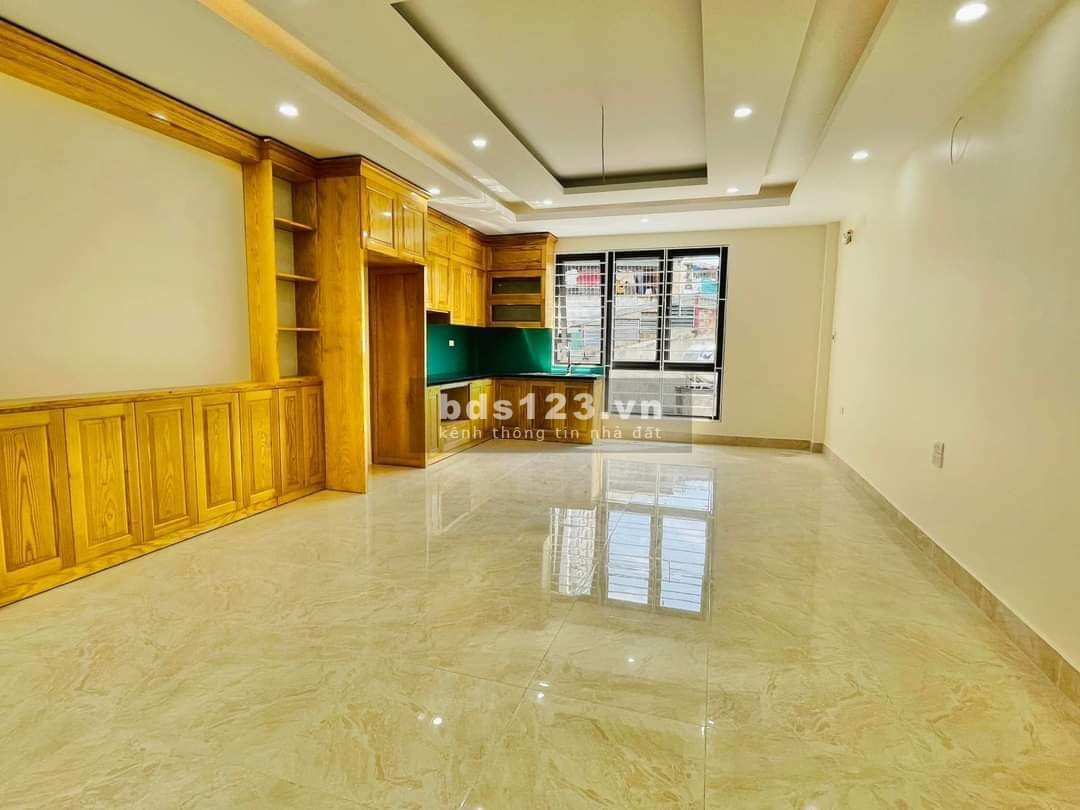 Bán tòa vp mặt phố Đại Cồ Việt, cạnh Vincom Bà Triệu, DT 75m² x 7 tầng, thang máy