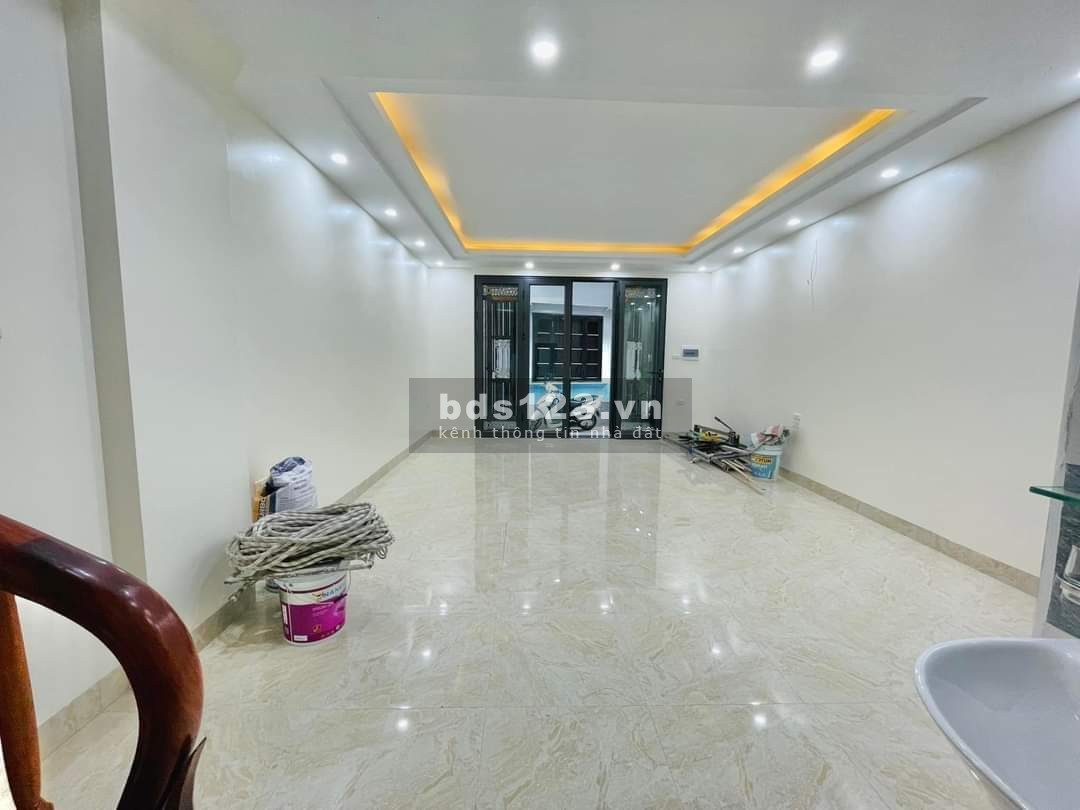Bán tòa vp mặt phố Đại Cồ Việt, cạnh Vincom Bà Triệu, DT 75m² x 7 tầng, thang máy