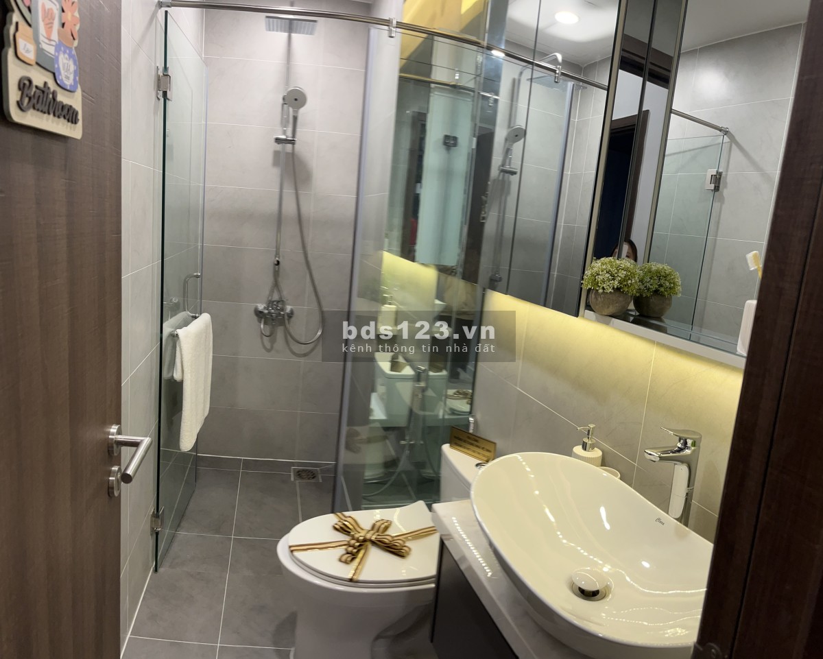 Bán nhà phố HOT nhất khu Bình Chuẩn, 1 trệt 2 lầu DT 180m²