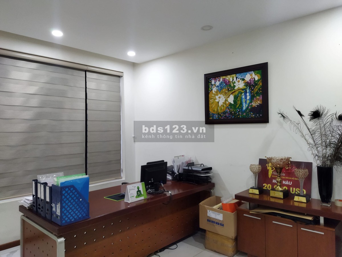 Bán nhà mt khu dân cư Him Lam Quận 7, khu vực dành cho người giàu, bán gấp giá 25 tỷ, thương lượng