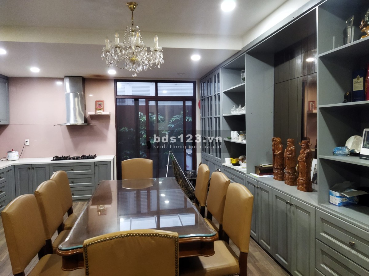 Bán nhà mt khu dân cư Him Lam Quận 7, khu vực dành cho người giàu, bán gấp giá 25 tỷ, thương lượng