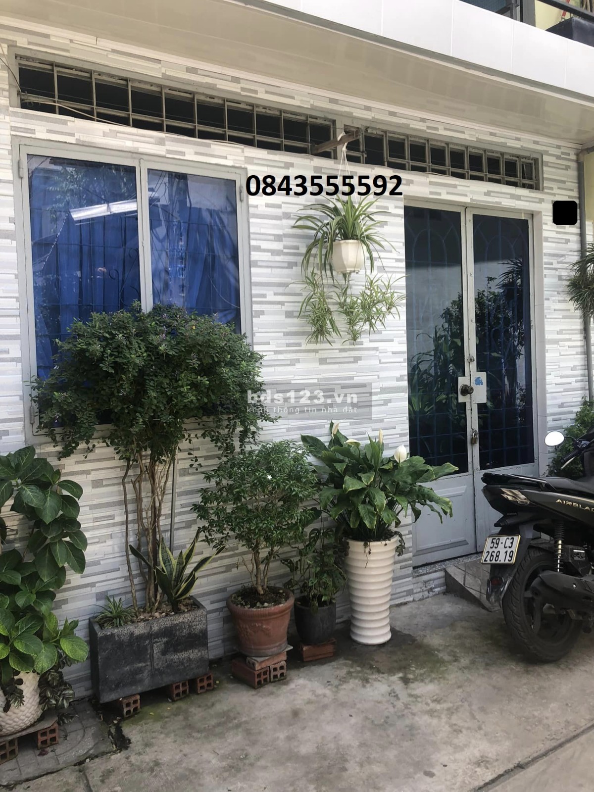 Bán nhà 2 tầng hẻm đẹp 154 Âu Dương Lân, phường 3, Quận 8, nhỉnh giá 3 tỷ đồng