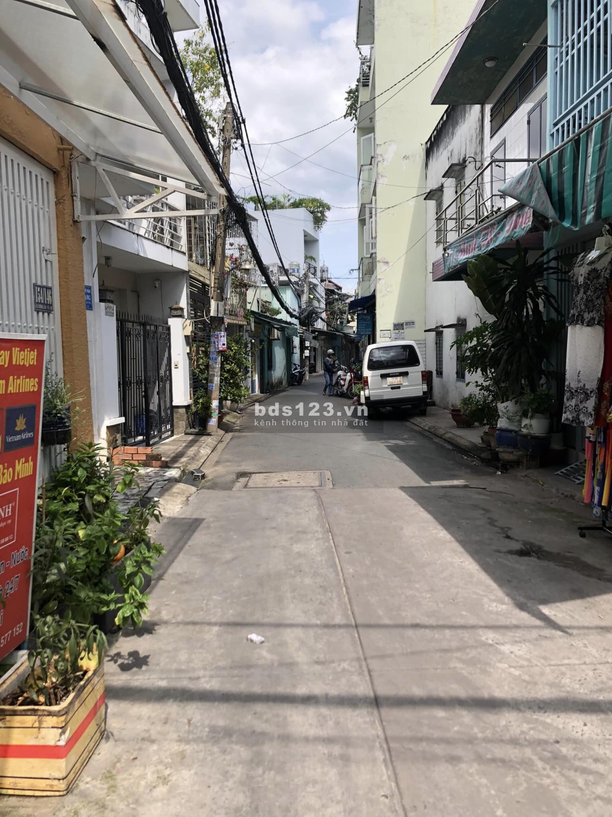Bán nhà 2 tầng hẻm đẹp 154 Âu Dương Lân, phường 3, Quận 8, nhỉnh giá 3 tỷ đồng