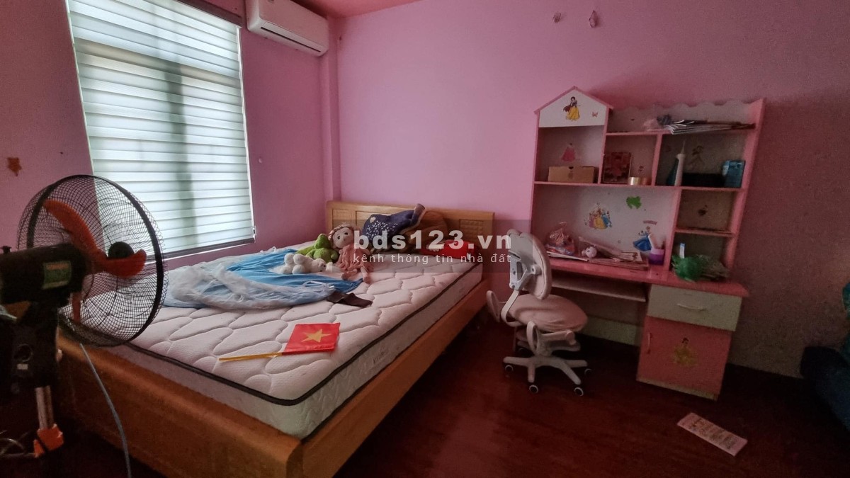 Bán Gấp nhà Phố Kim Giang giá tốt nhất khu vực liên hệ 0982671334