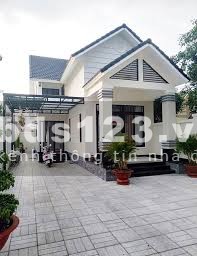 Bán gấp căn nhà đường Đinh Đức Thiện diện tích 120m2, giá 2,2 tỷ sổ hồng