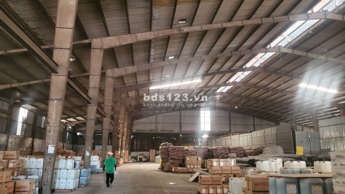 Cho thuê 1000m² DT kho mặt tiền Quốc lộ 1A, phường Bình Chiểu, thành phố Thủ Đức