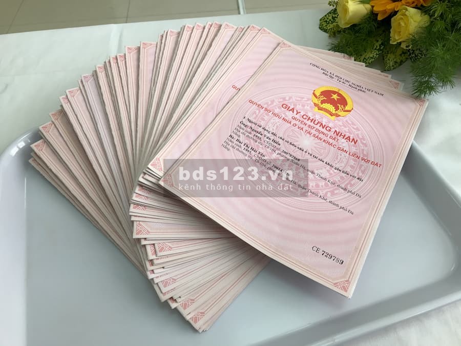Bán gấp 100m2 đất thổ cư đô thị, sổ hồng riêng giá 1.2 tỷ cực số tại Bình Dương
