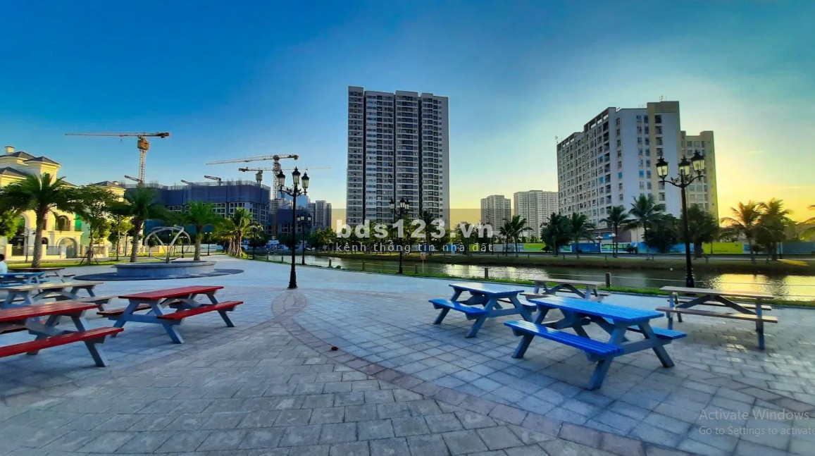 Bán biệt thự đơn lập góc view sông 345m2 giá 83.5 tỷ tại khu Ngọc Trai Vin Gia Lâm (0985941715)