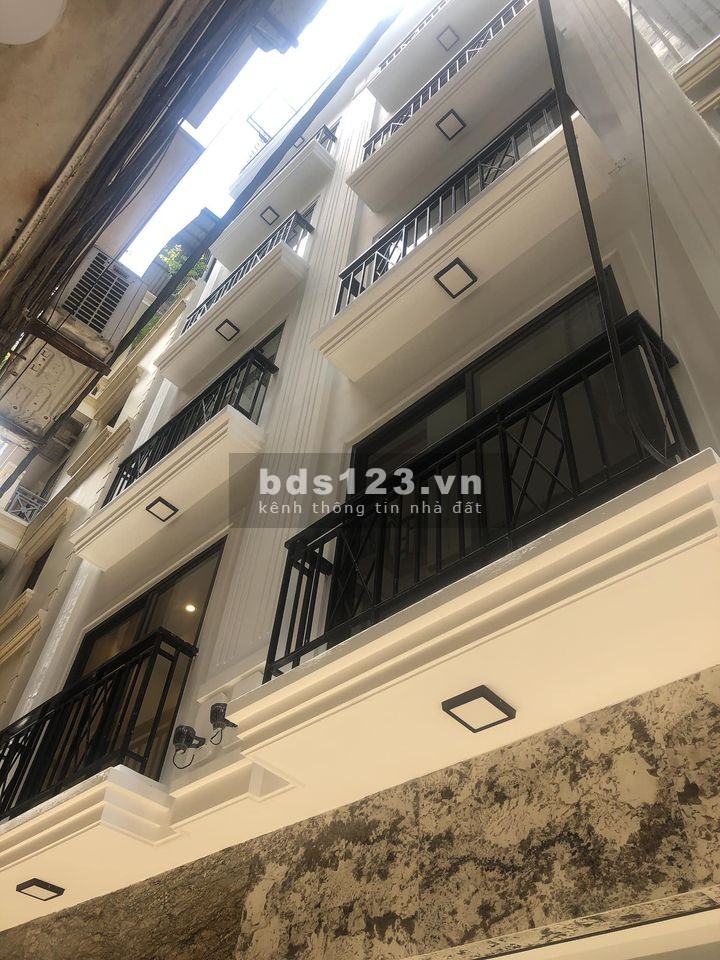 Siêu Phẩm nhà Phân Lô phố Quan Chức phố Phùng Chí Kiên Cầu Giấy Nhìn Là Thích